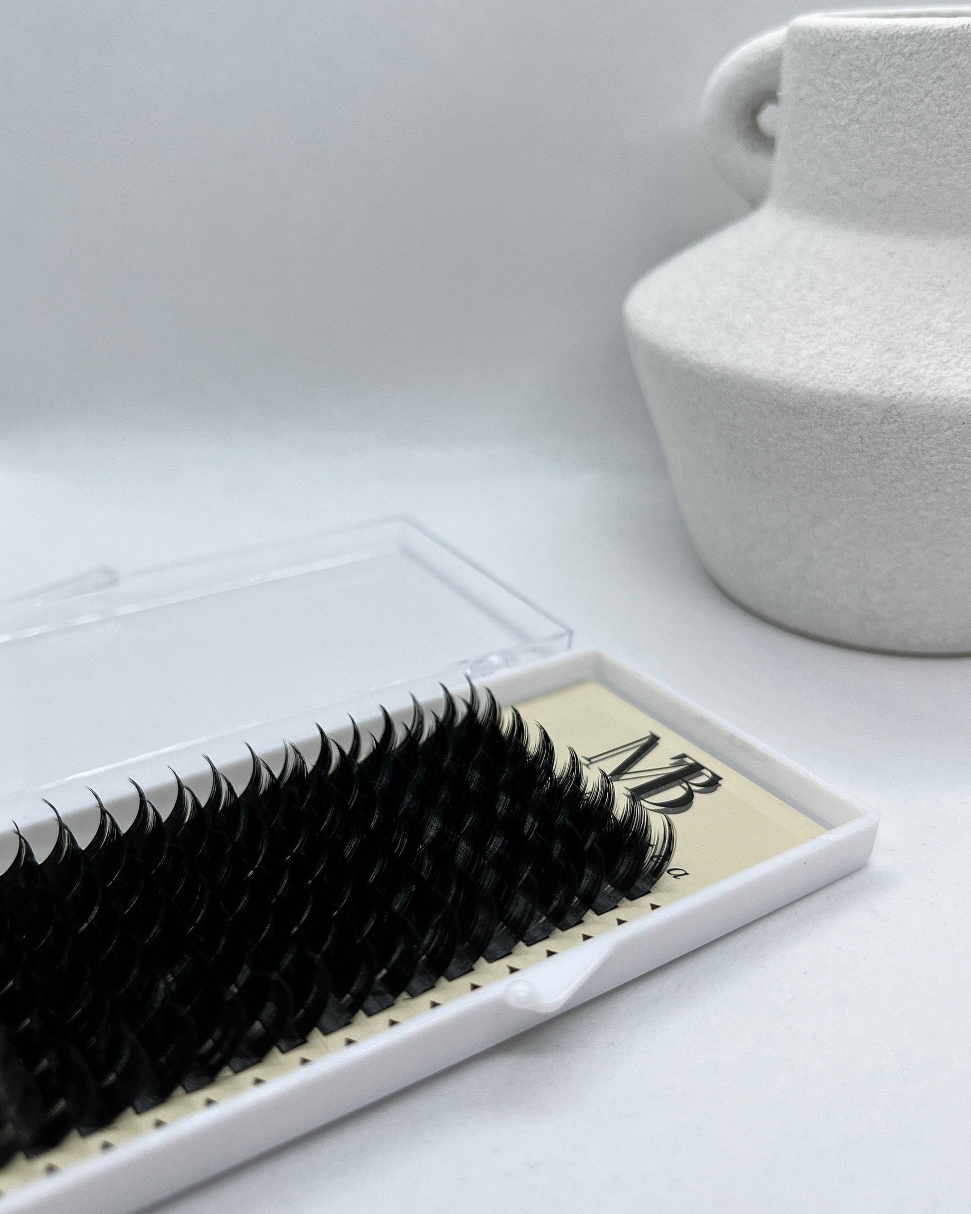 Camellia Lash Tray CC0.07 - Mei Studio Sydney